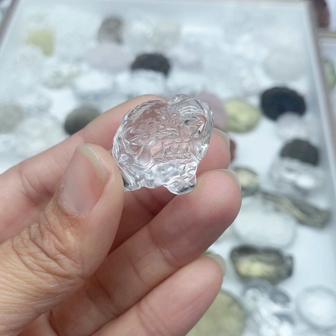 水晶吊坠(不含链)未镶嵌