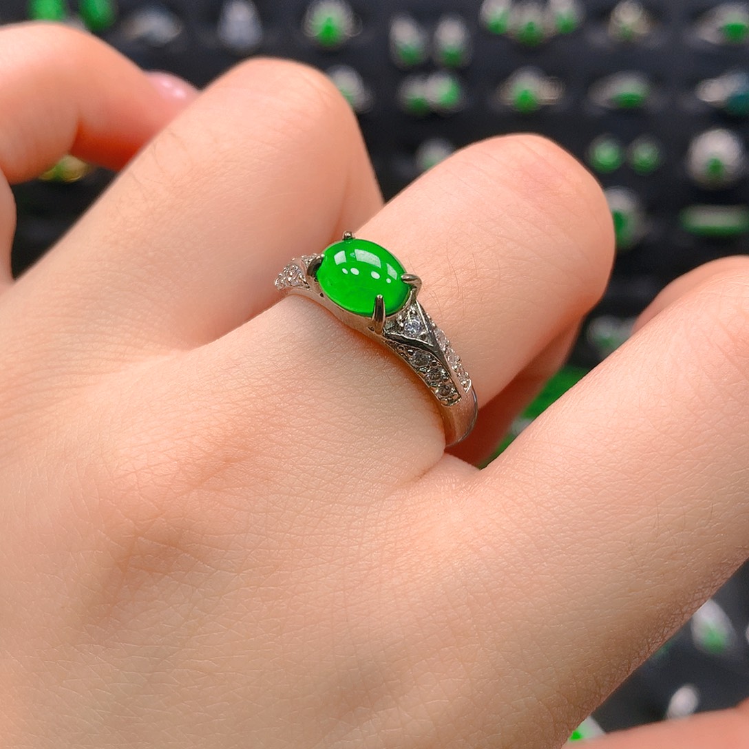 翡翠未镶嵌吊坠(不含链)戒指