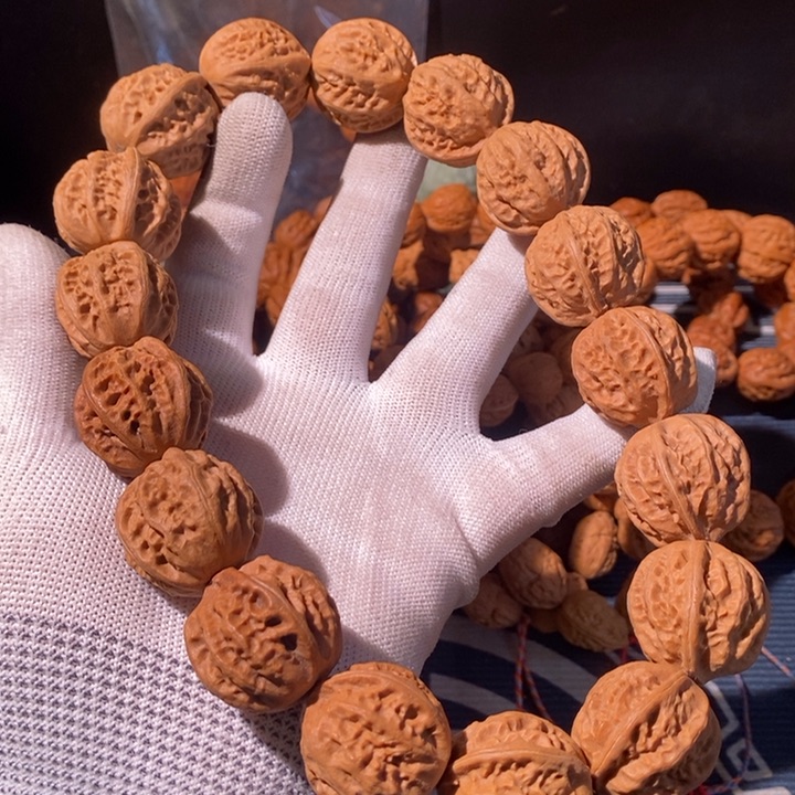 文玩核桃手串……42