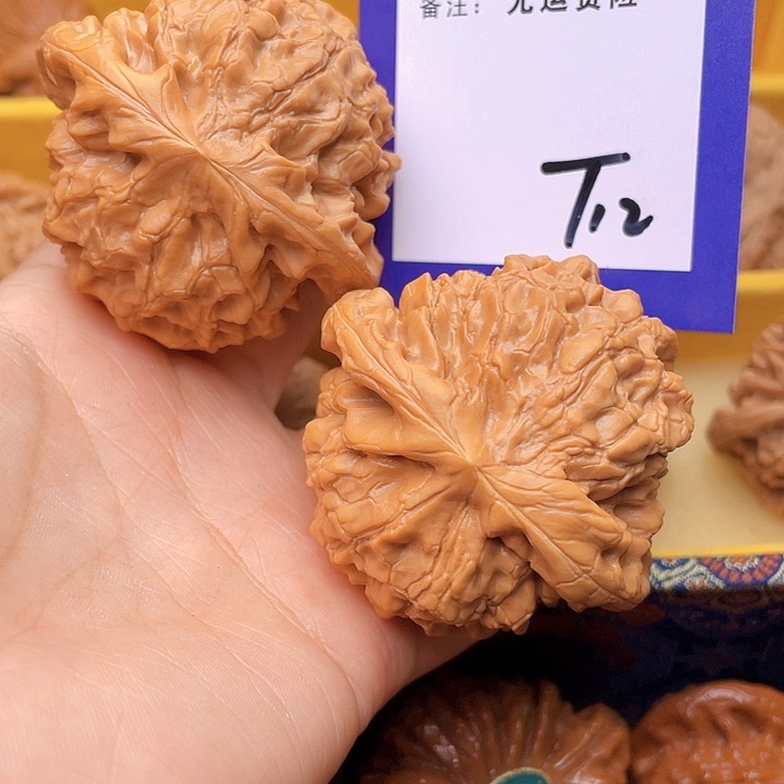 把件文玩核桃?**王文玩核桃龙鼎12