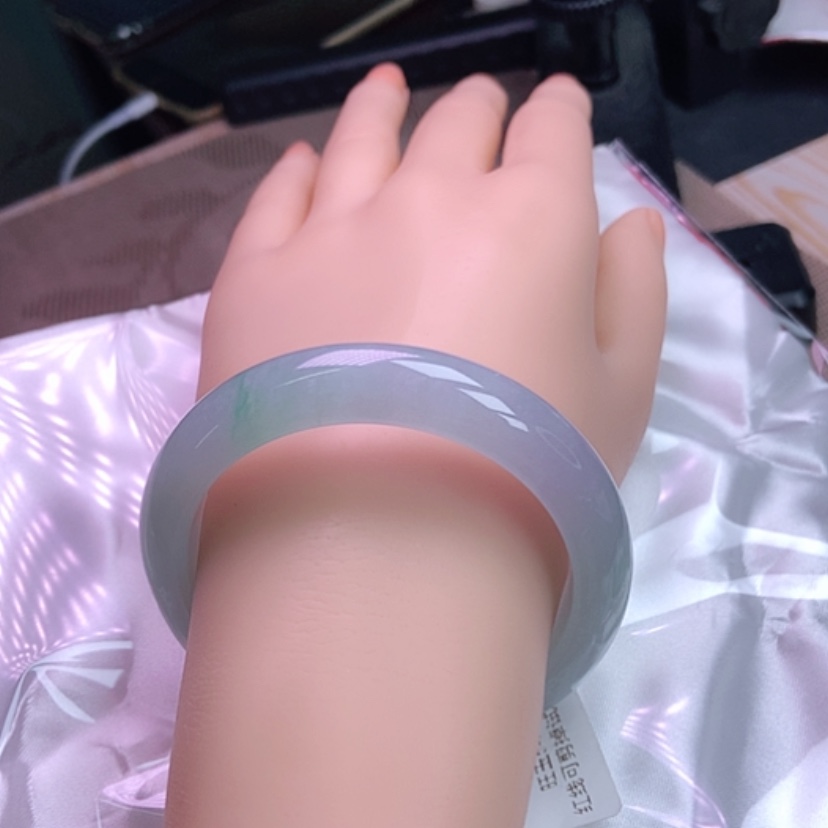 【闪购商品】翡翠手镯未镶嵌，