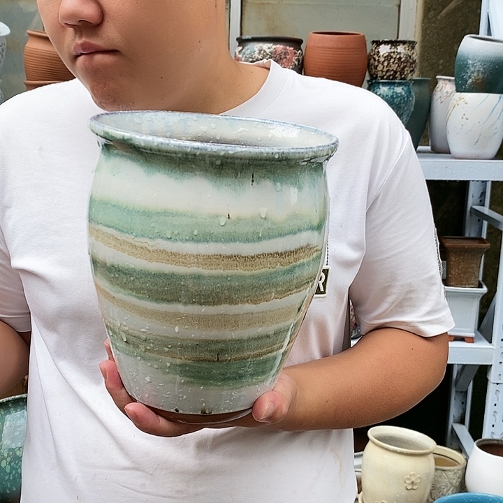 紫砂花盆口18高22瑕疵