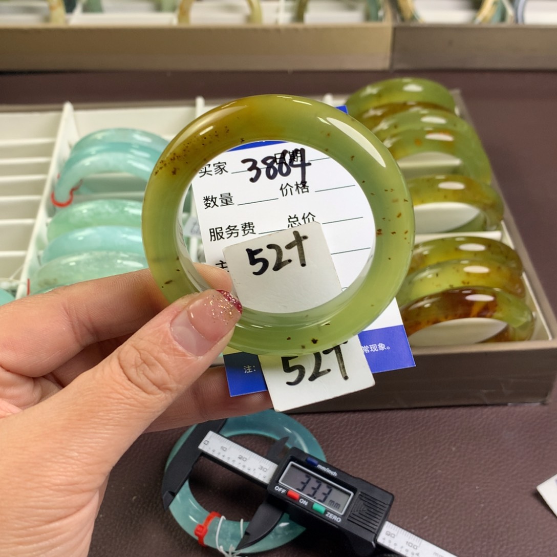 蛇纹石玉手镯未镶嵌3864