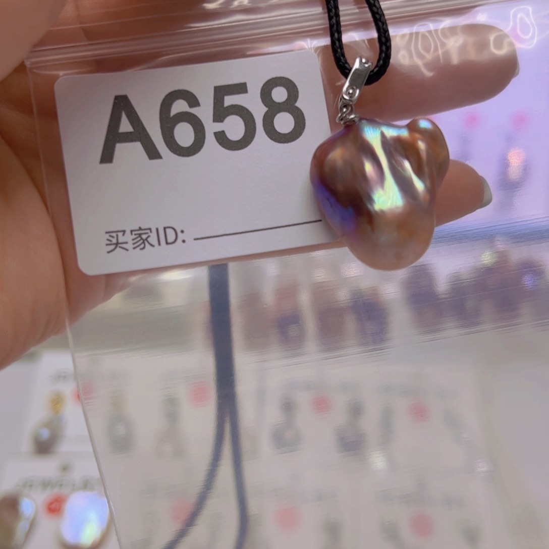 银S925镶嵌淡水珍珠吊坠