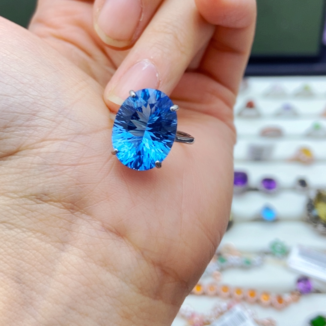 银S925镶嵌戒指托帕石l**b