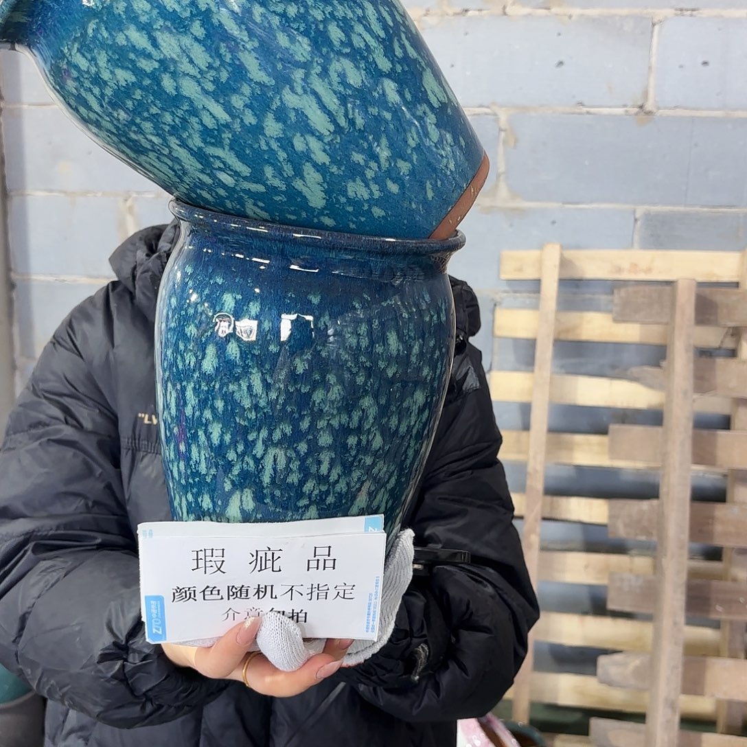 红陶瑕疵高24/17两个