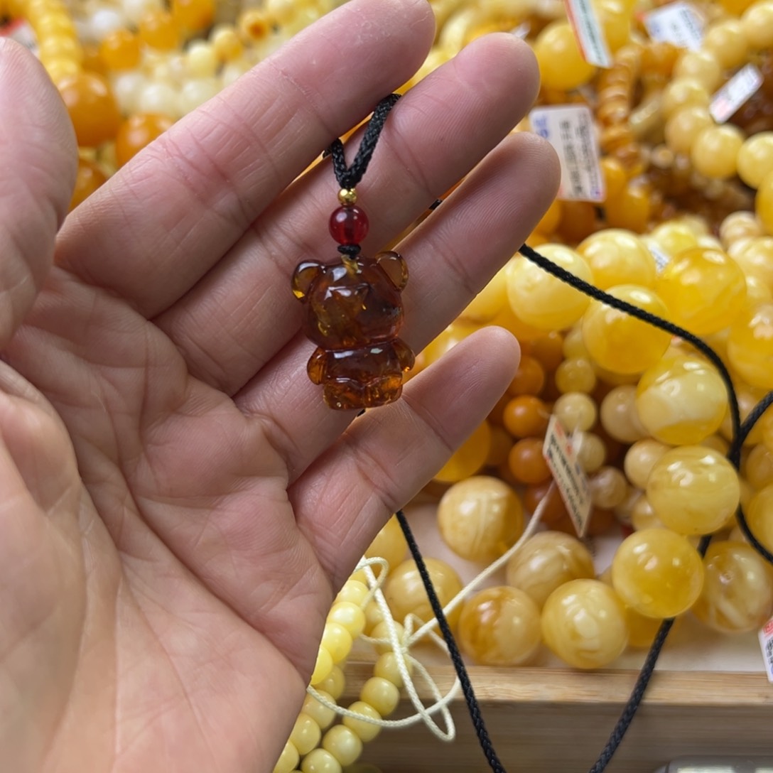 琥珀珠宝奇石未镶嵌