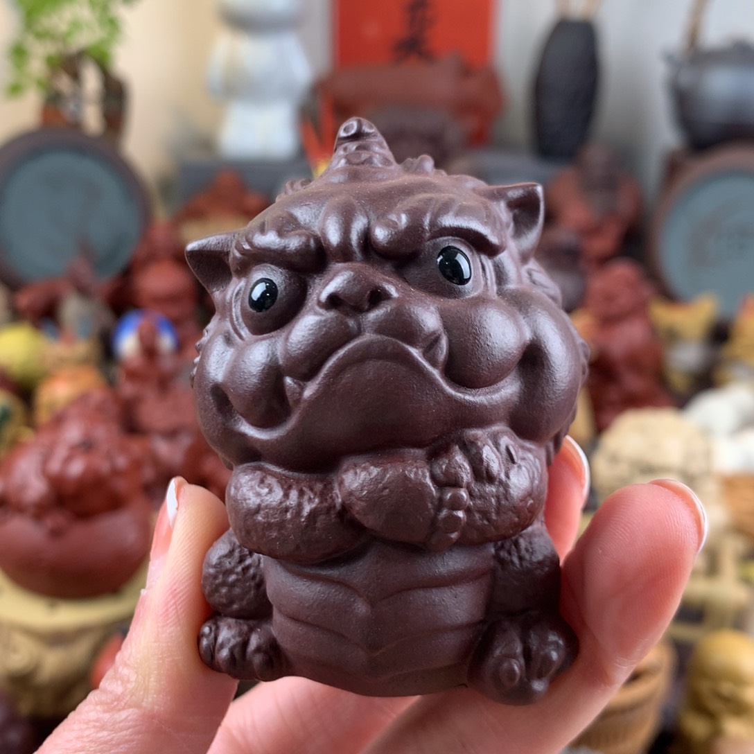 紫砂茶宠事事如意喜狮紫泥