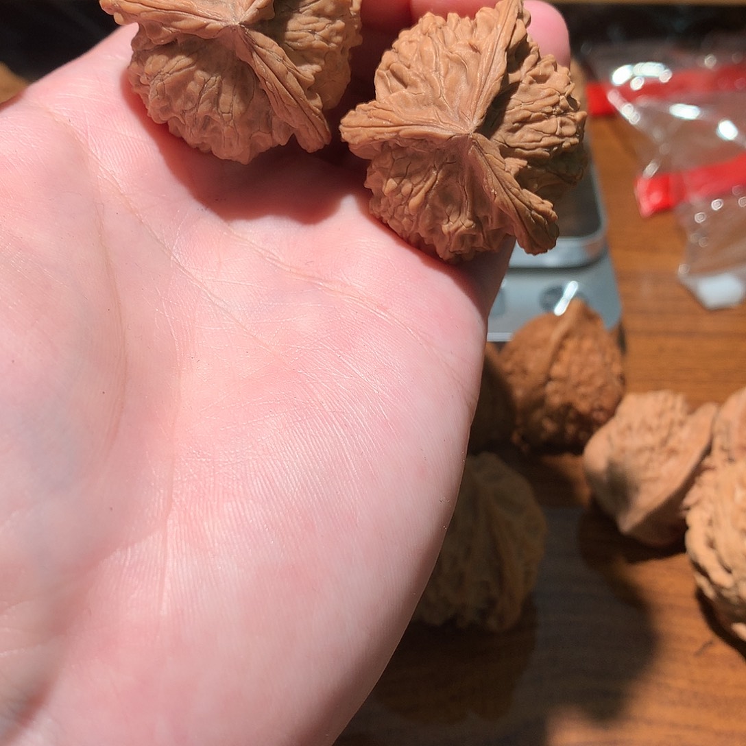 吊坠文玩核桃盘山三棱150