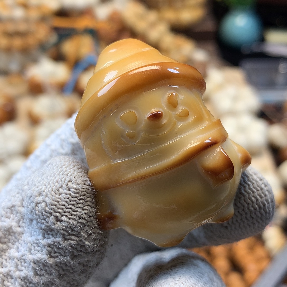 吊坠菩提根/象牙果烤雪人手把件