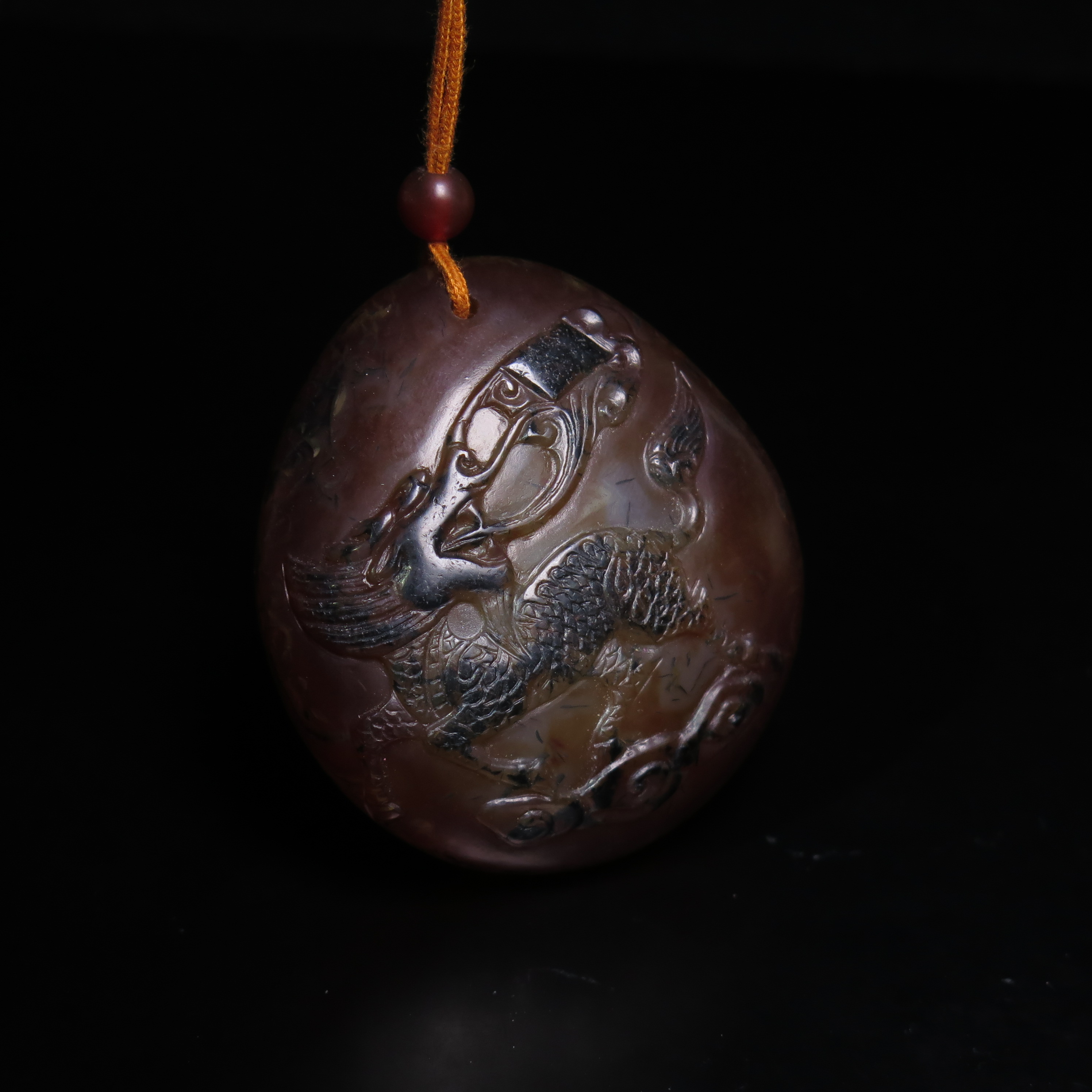 清代玛瑙雕麒麟送书/MZ082904/玛瑙/民族文物