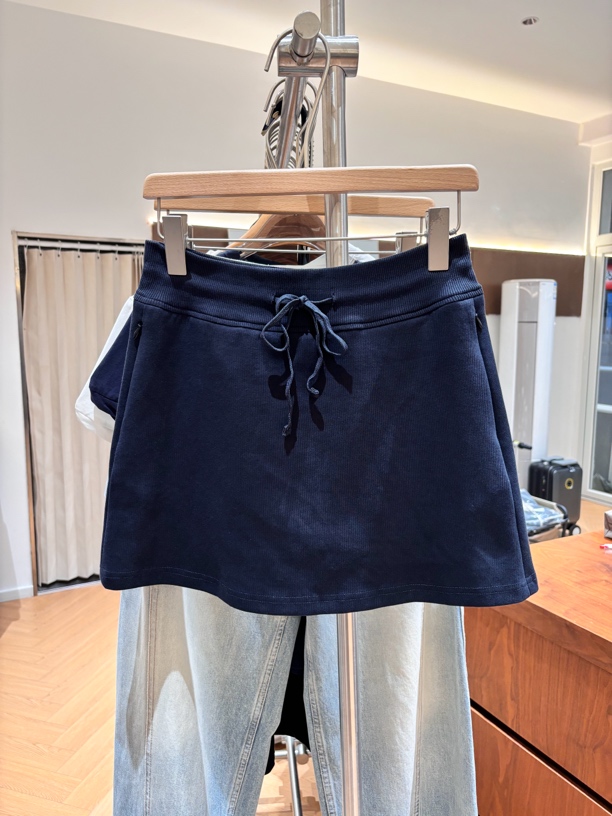 短裙运动风半身裙有内衬纯色休闲包臀