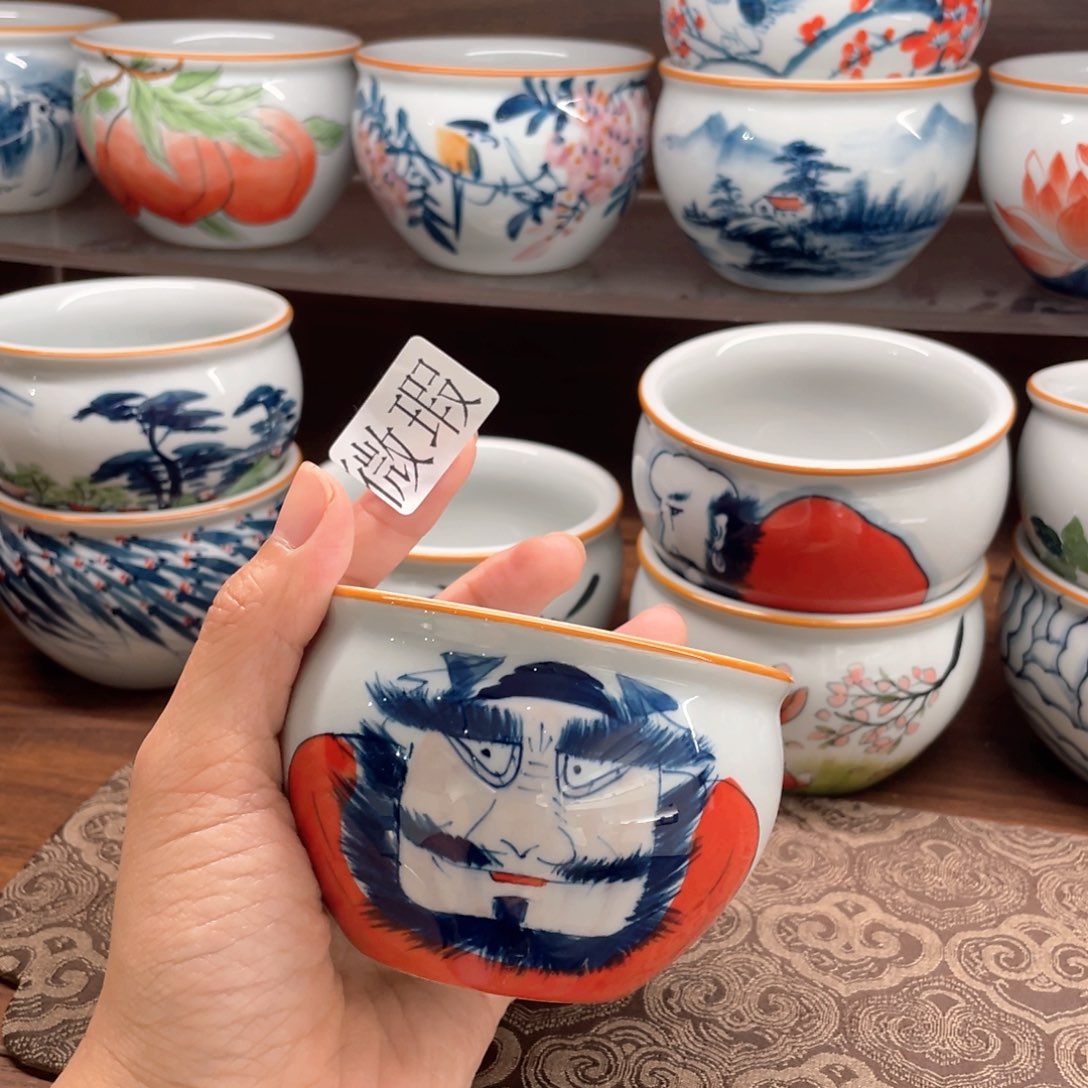 釉下手绘茶具微瑕