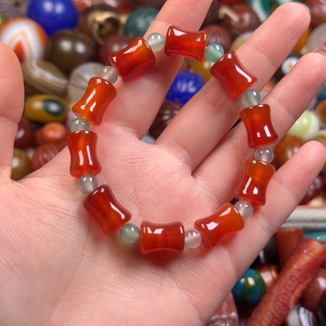 玛瑙/玉髓颈饰未镶嵌