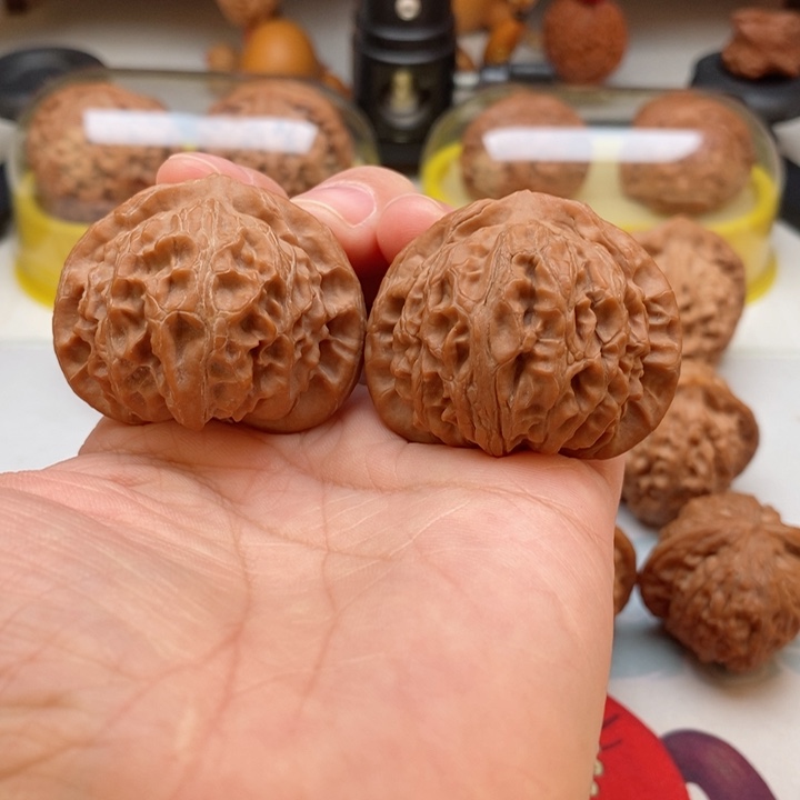 文玩核桃吊坠41宫灯