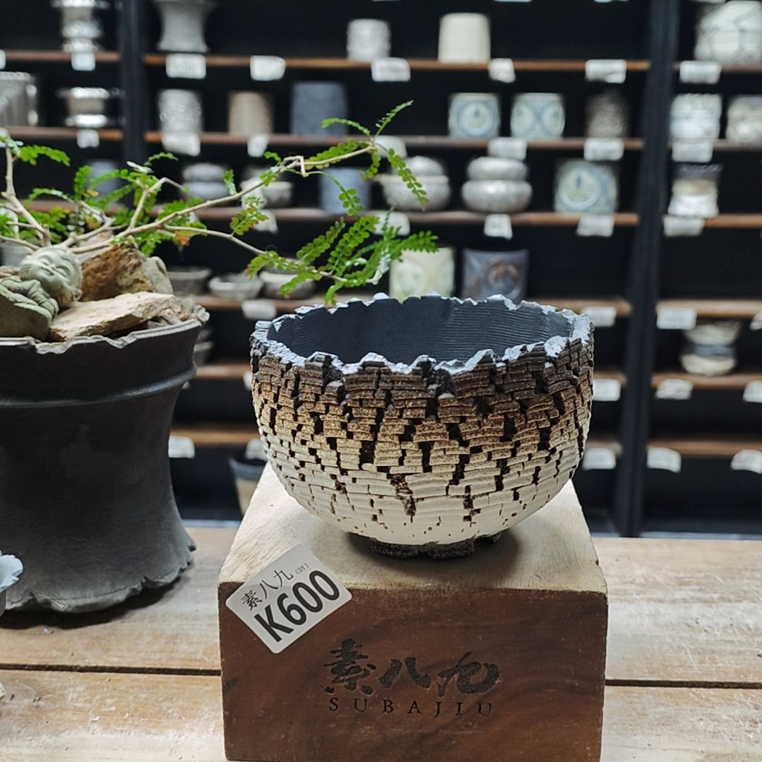 陶瓷素八九陶瓷内口12.5高9.5瑕疵