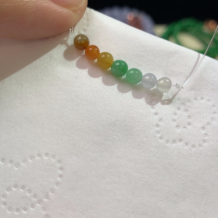 定制翡翠未镶嵌七彩虹