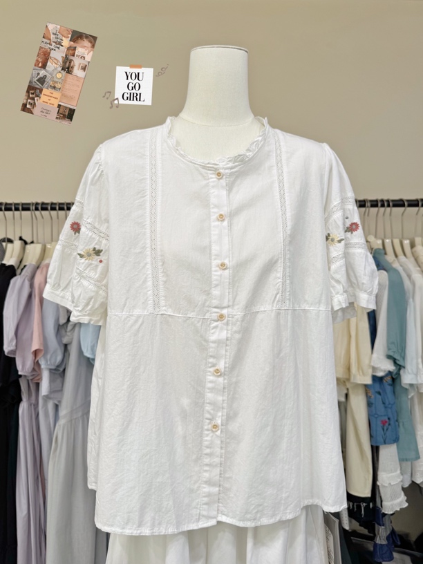 【袖口刺绣小衫】夏季短袖韩版女士浮雕刺绣衬衫衬衫休闲娃娃衫上衣