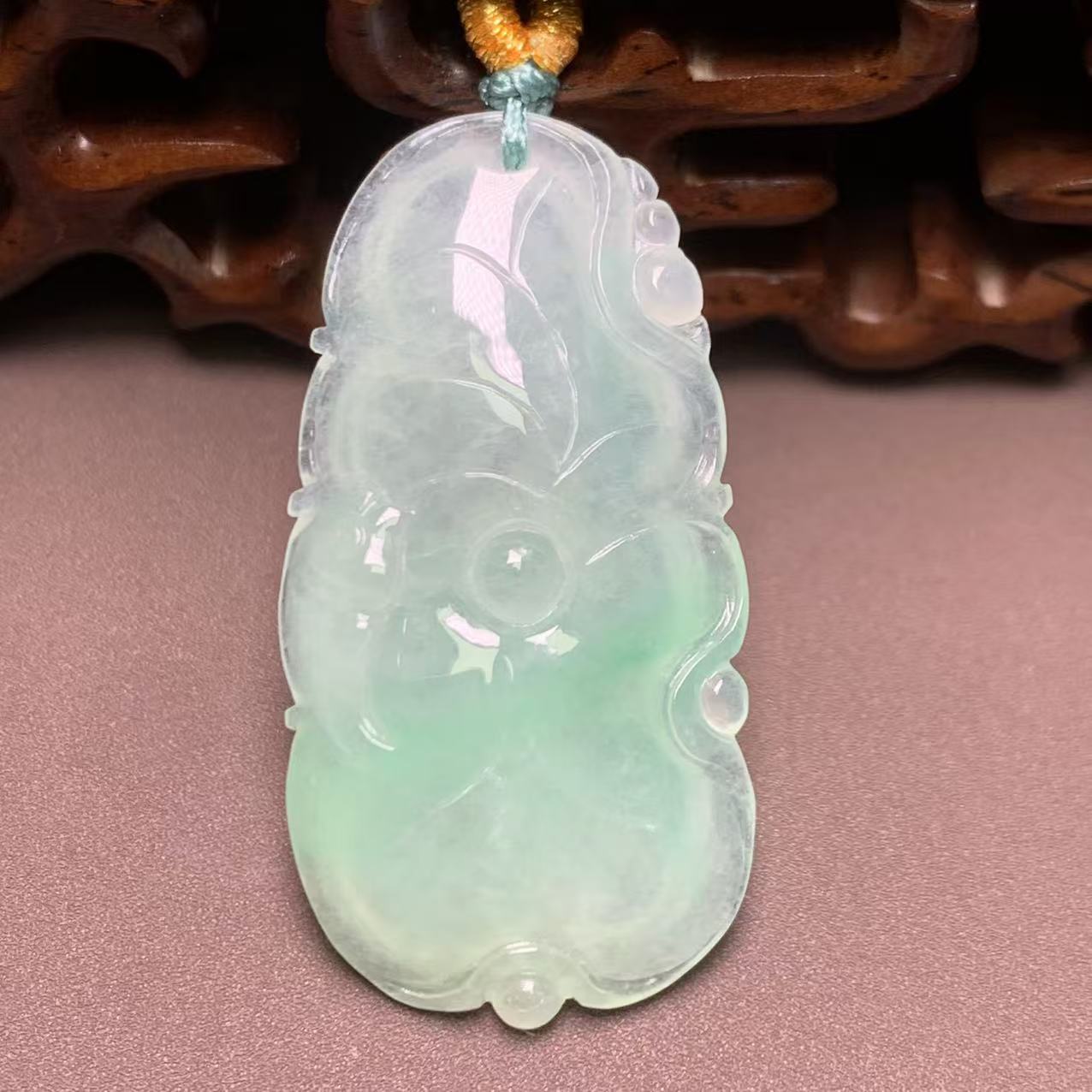 A608珠宝玉石A货翡翠吊坠 