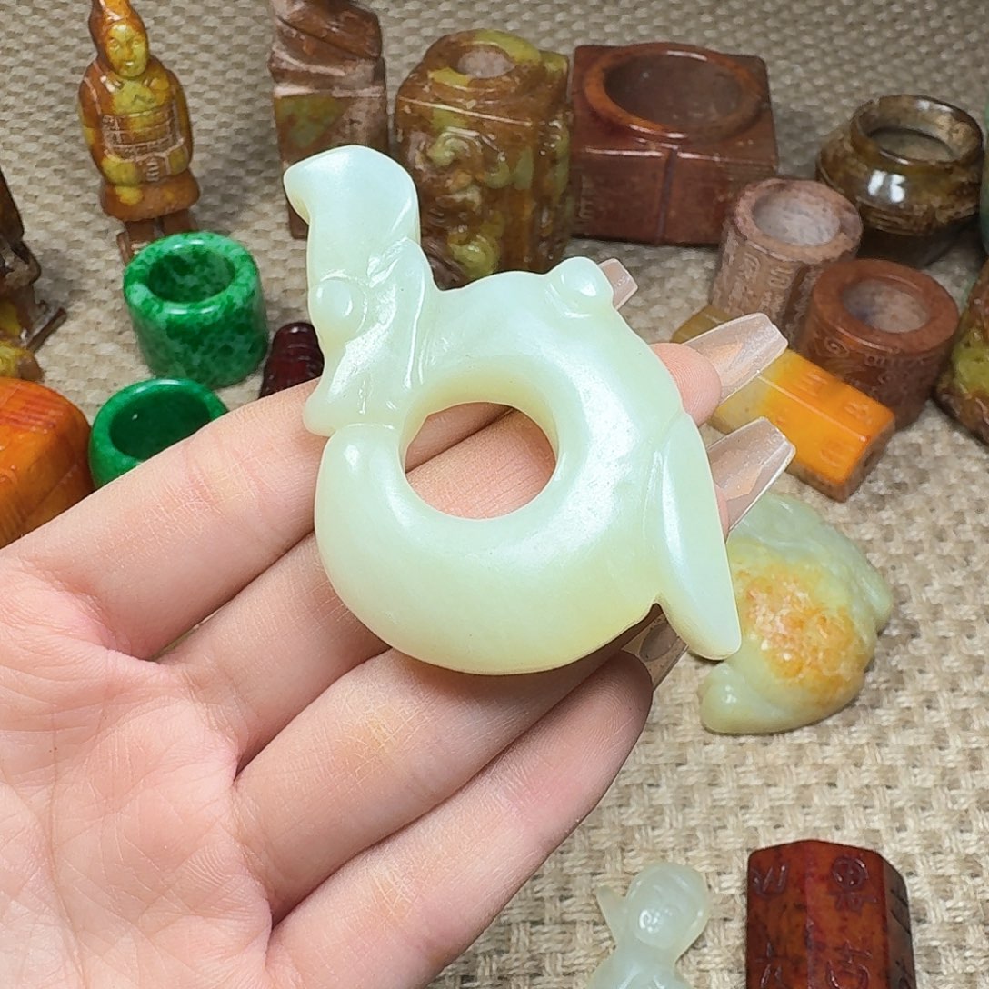 白玉菩提吊坠挂件