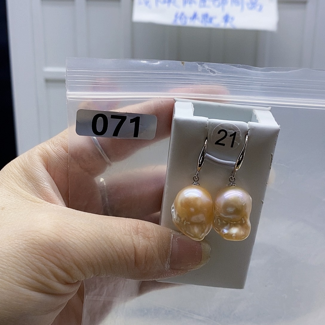 颈饰合金淡水珍珠