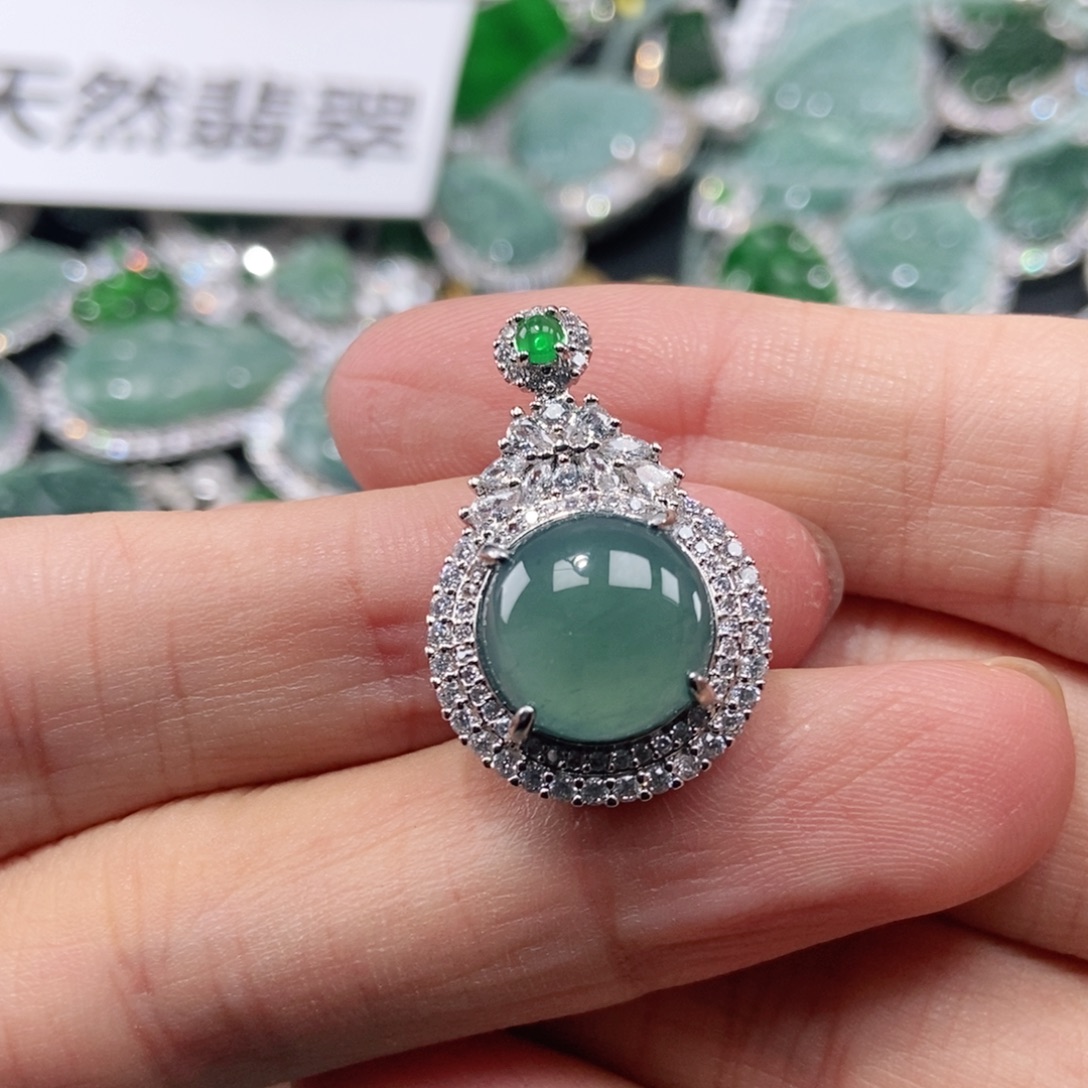 翡翠未镶嵌吊坠(不含链)