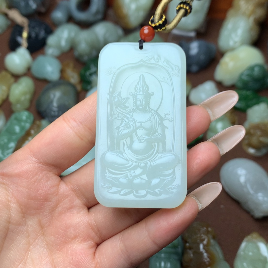 和田玉挂件未镶嵌一**间