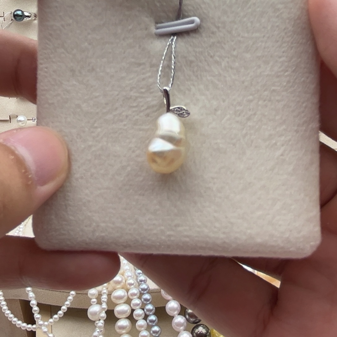 银S925镶嵌吊坠(不含链)海水珍珠金珠keshi48号链接