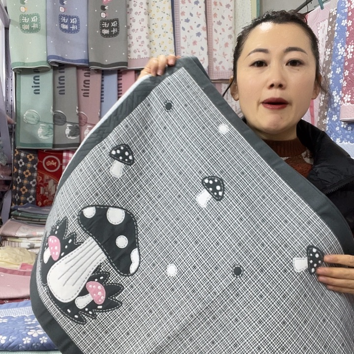 棉特价促销黑色蘑菇