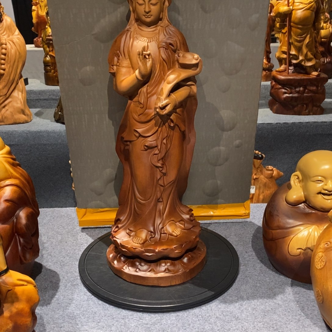 花梨木类九****物木制工艺品