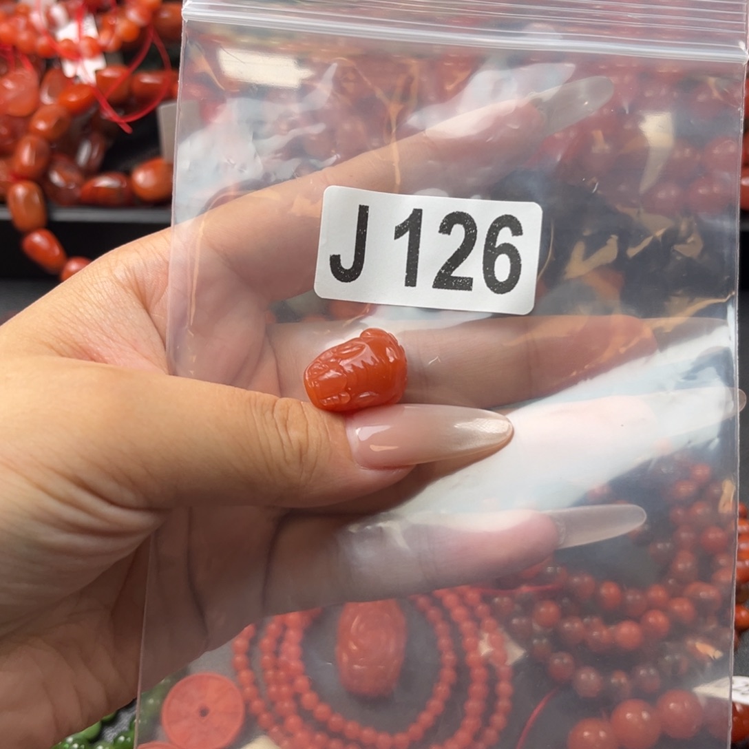 南红玛瑙未镶嵌珠宝奇石