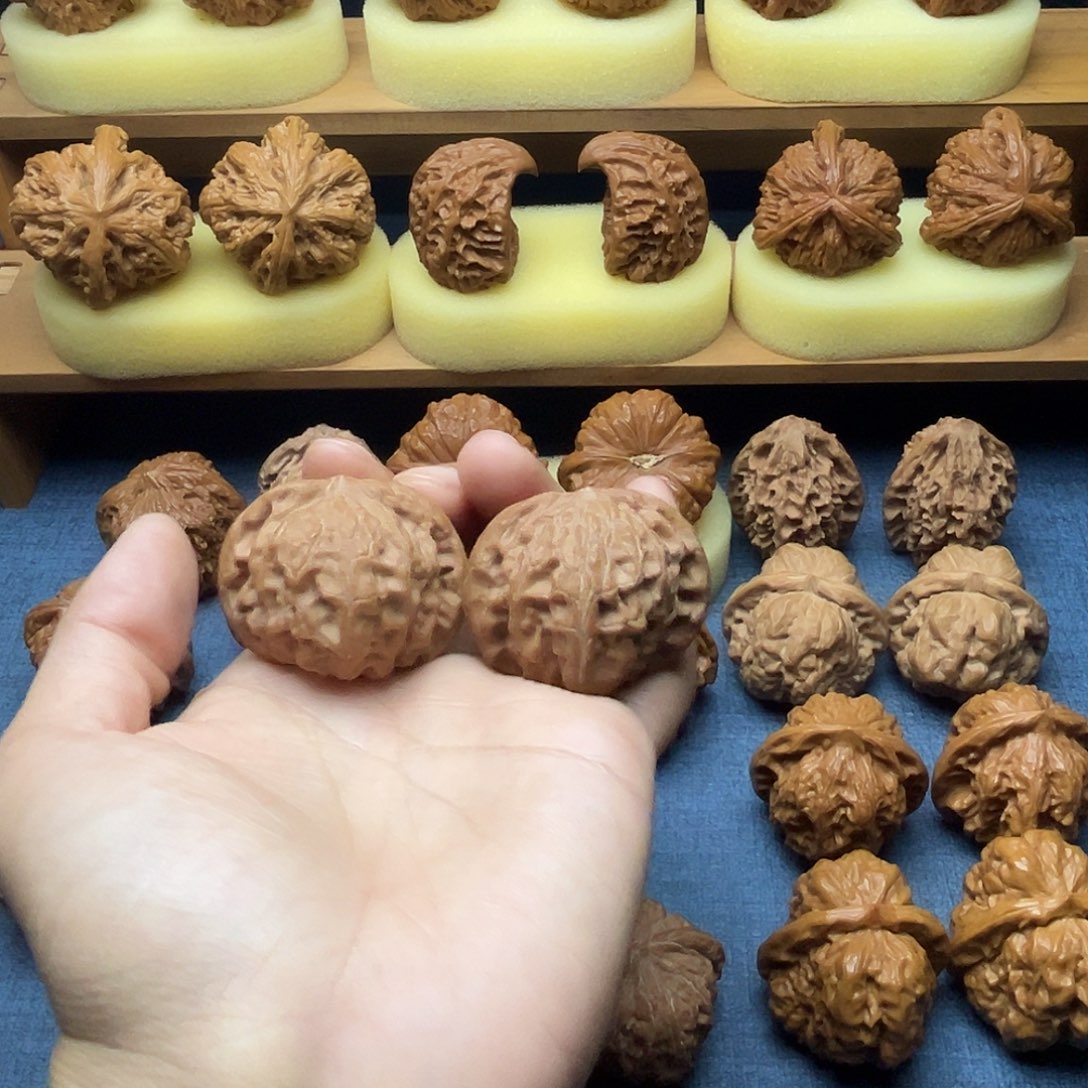 42全品正磨文玩核桃血皮