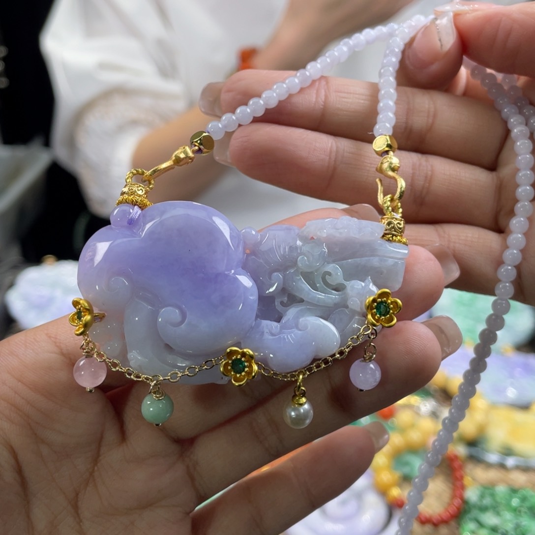 翡翠颈饰未镶嵌代编织