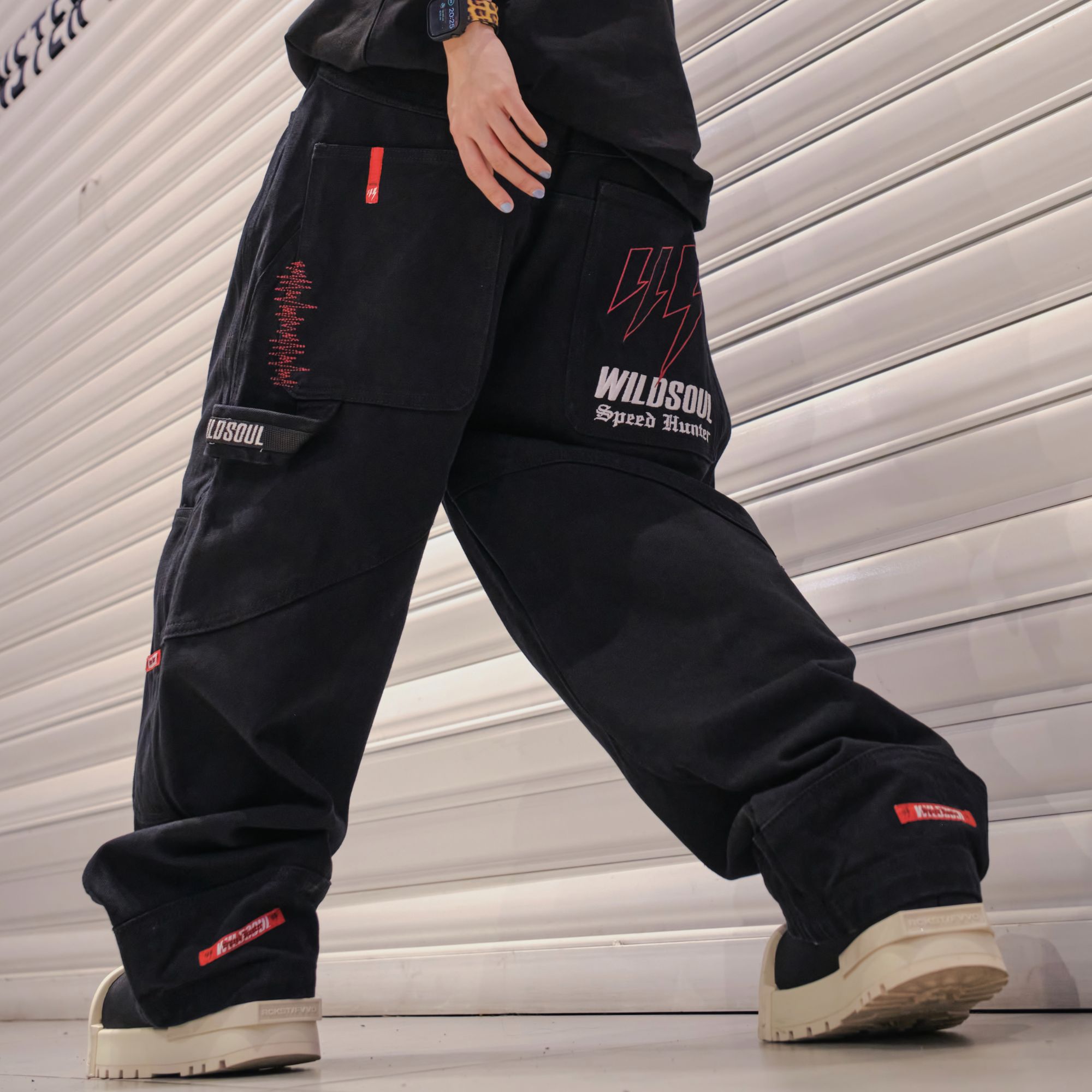 WILDSOUL「闪电系列-幻黑」珠帆重工刺绣阔腿工装裤复古宽松长裤
