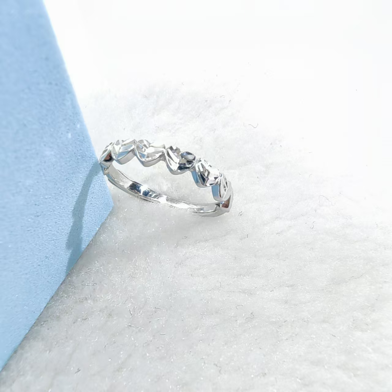 PT950铂金戒指 切面爱心铂金戒指