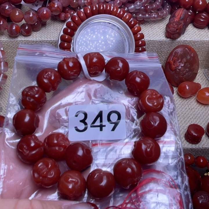 ****凉南红玛瑙未镶嵌手链