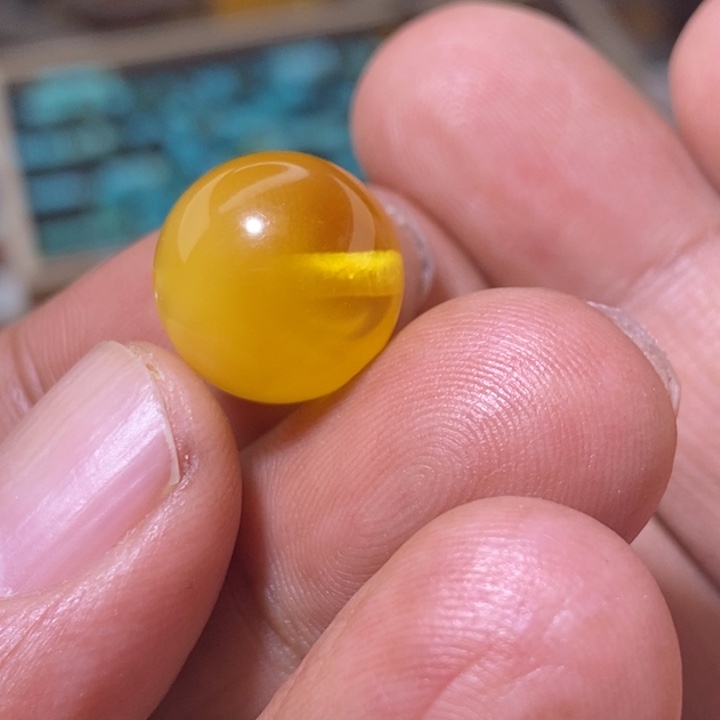 蜜蜡裸石未镶嵌配饰