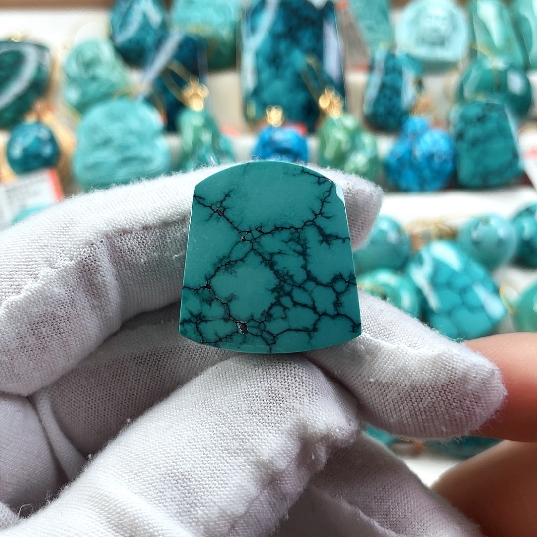 绿松石未镶嵌车挂