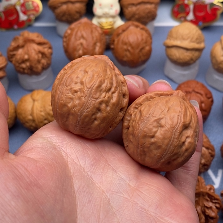 文玩核桃把件昵***置大寿桃