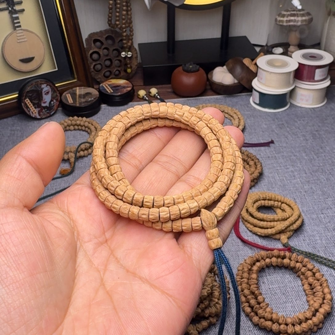 柏香籽/百香籽吊坠略*