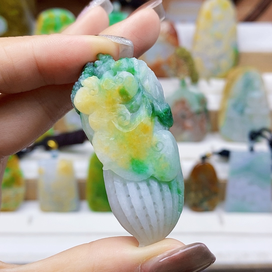 定制翡翠未镶嵌天然翡翠A货
