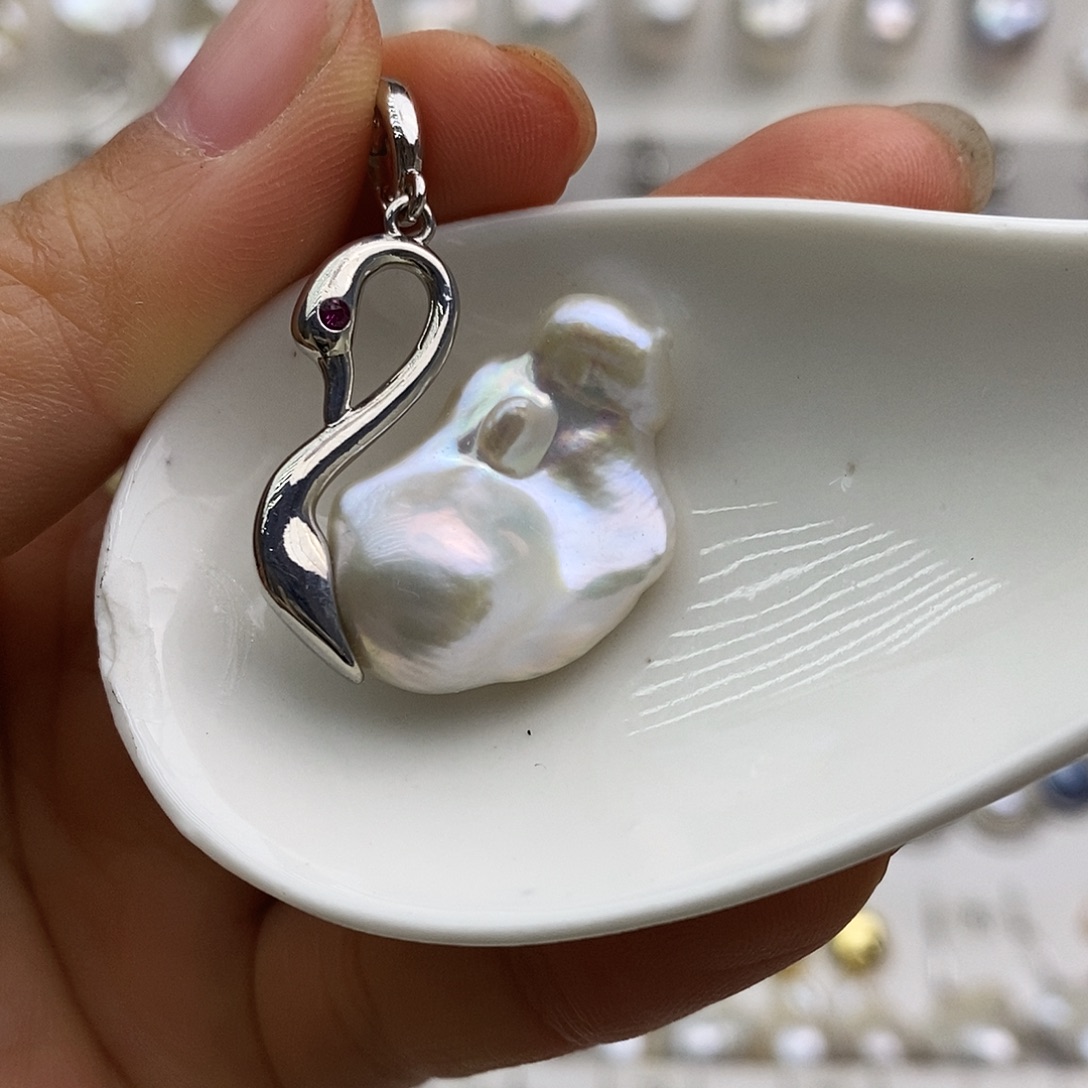 颈饰未镶嵌淡水珍珠