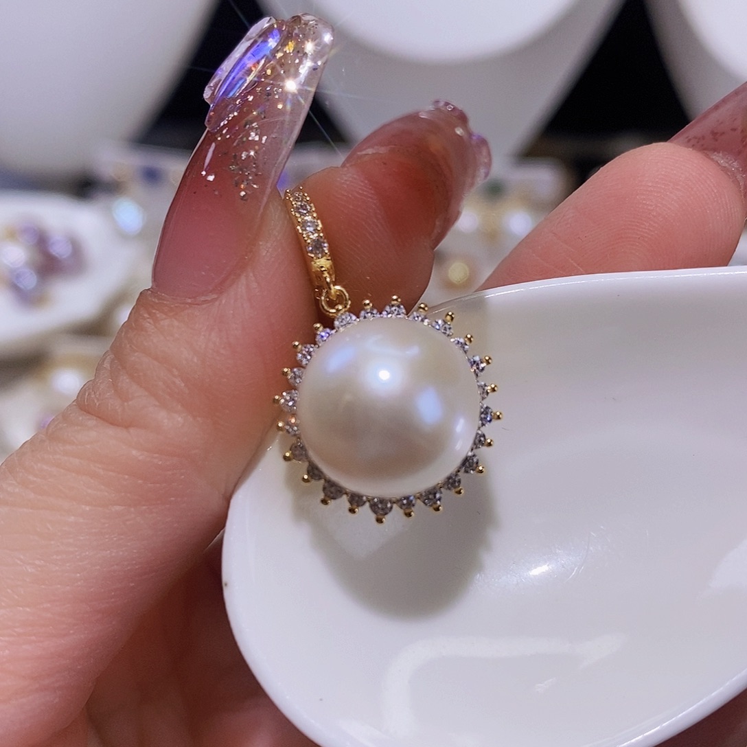 淡水珍珠颈饰合金