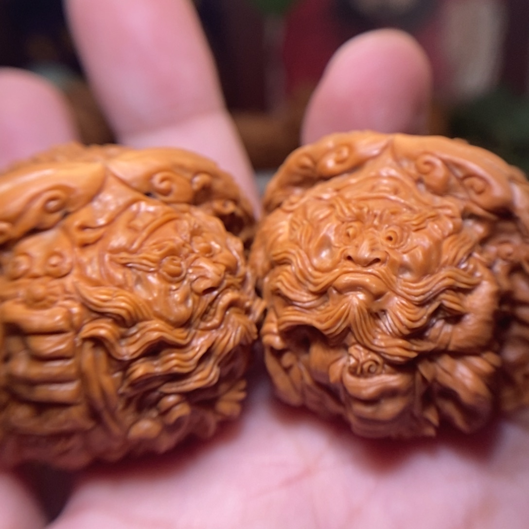 把件文玩核桃纯手工雕刻五鬼运财