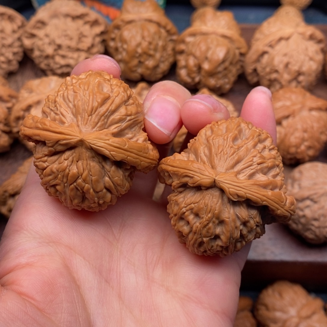 文玩核桃把件40精品球白