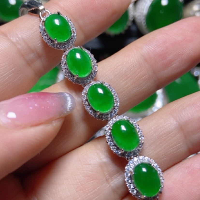 【闪购商品】翡翠颈饰未镶嵌翡翠