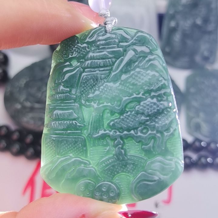 翡翠颈饰未镶嵌天然的A货翡翠多样性发货