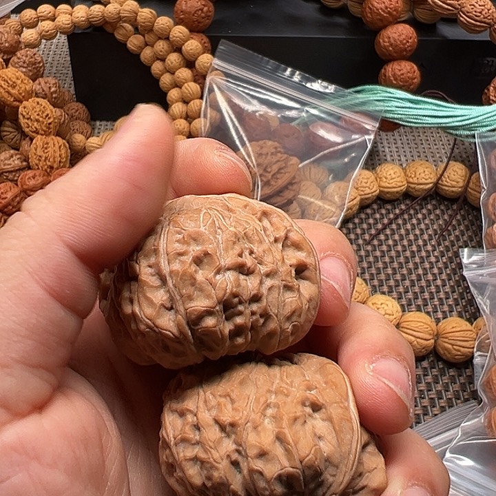文玩核桃把件大***鲜42南瓜
