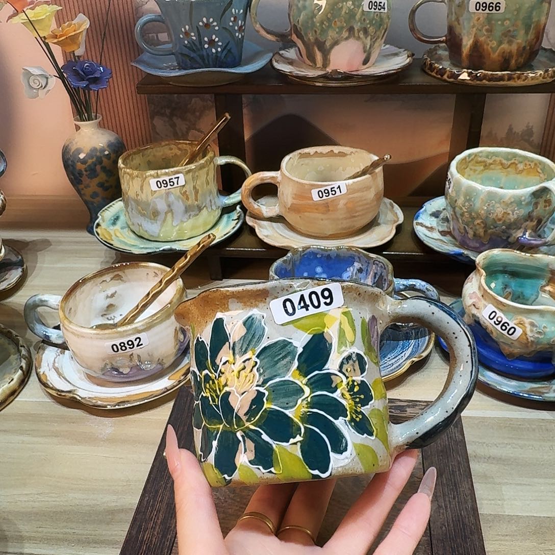 陶摆件哈哈哈尴尬尴尬