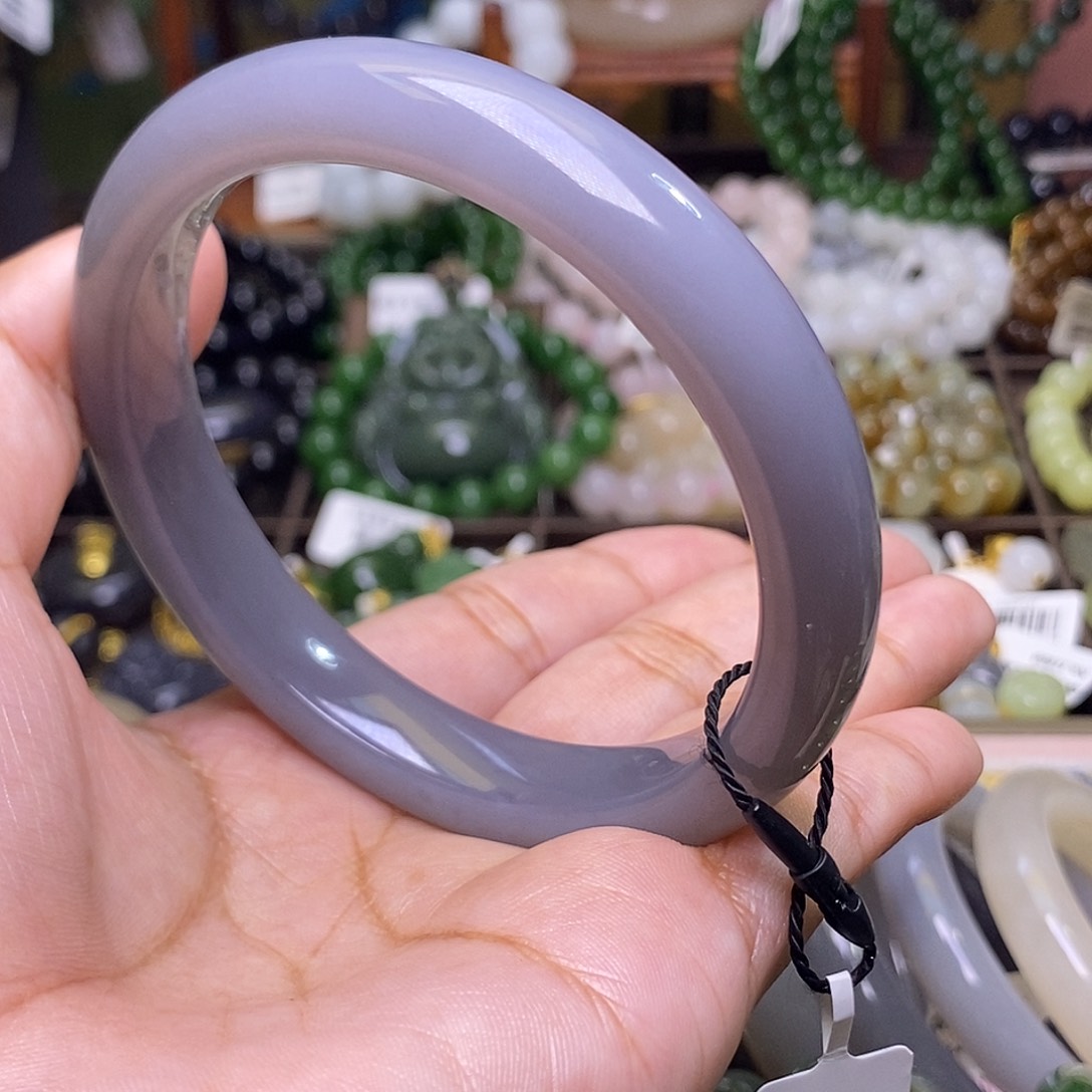 和田玉未镶嵌颈饰浓烟紫老料收藏手镯62.5圈